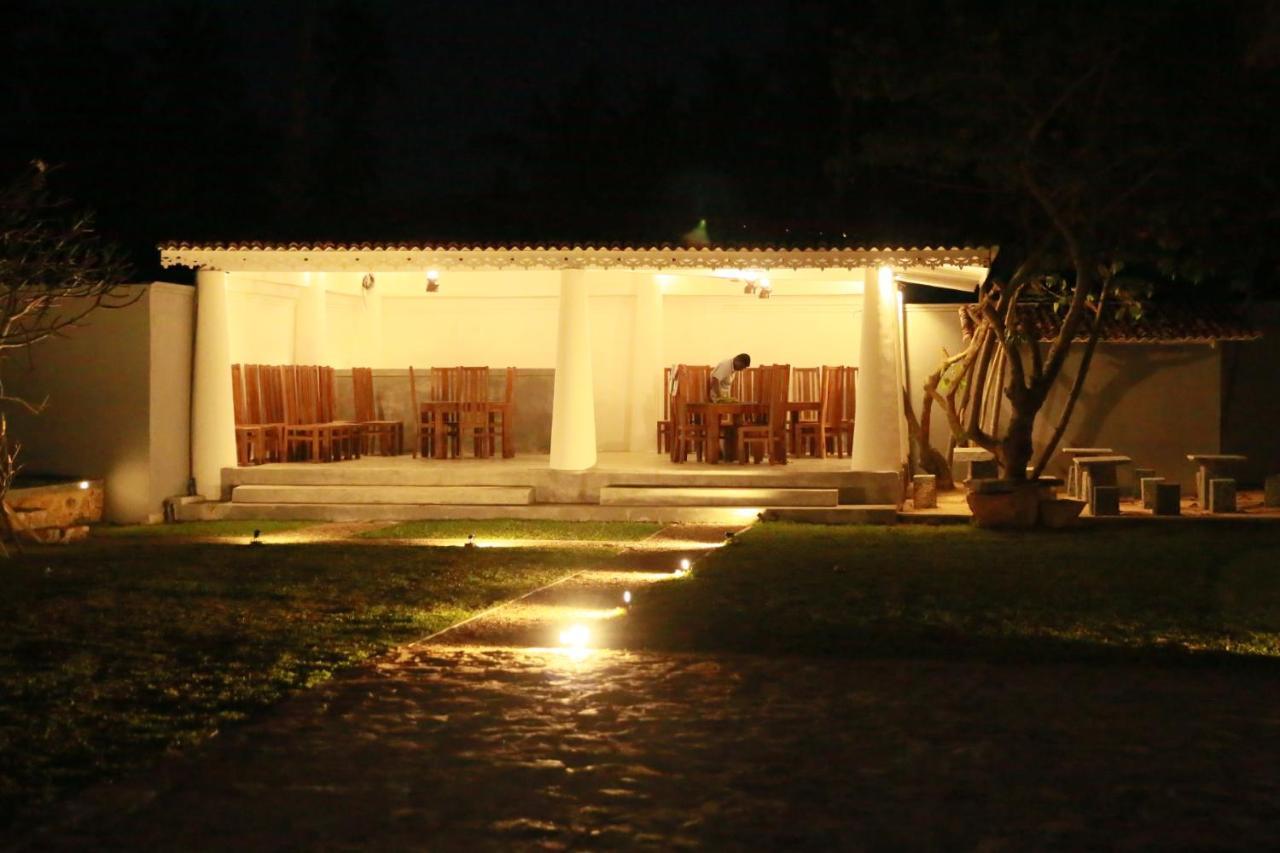 Samaraana Hotel Ahangama Luaran gambar